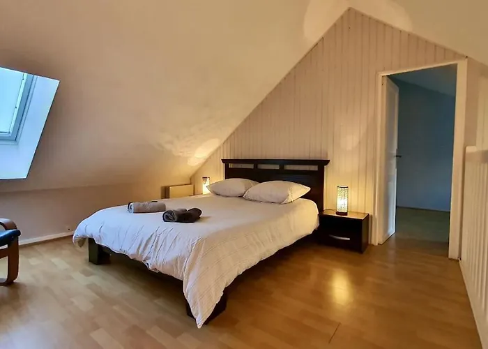 Duplex A Deux Pas Du Апартаменты Севрие